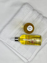 Lade das Bild in den Galerie-Viewer, Nakambe Xtra Powerful Butt enhancement Oil | Natural lift | Curvy Butt |