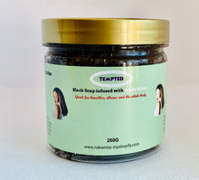 Lade das Bild in den Galerie-Viewer, Nakambe Black soap with Snow White 250g
