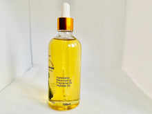 Lade das Bild in den Galerie-Viewer, Nakambe AfroCurves Maca Root Oil |100ml| For Butt Enlargement
