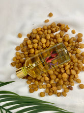 Lade das Bild in den Galerie-Viewer, Akpi Oil for Butt Enlargement 100ml+Fenugreek Oil for breast Firming 50ml Bundle
