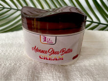 Lade das Bild in den Galerie-Viewer, Ice &amp; Dee Advanced Shea Butter, Damaged Skin Repairer and Skin Glow
