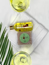 Charger l&#39;image dans la galerie, Akpi/Djansang Oil + Akpi soap for a natural butt enlargement 100ml + 130g
